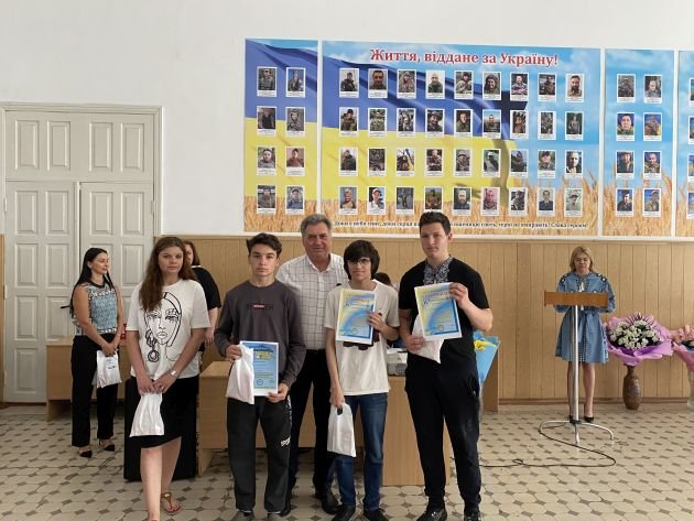 Урочистий захід з нагоди завершення 2024-2025 навчального року Урочистий захід з нагоди завершення 2024-2025 навчального року