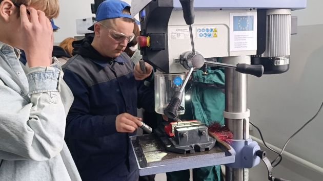 �STEM-PROFI�: ²� ��ů � �� �����Ѳ�